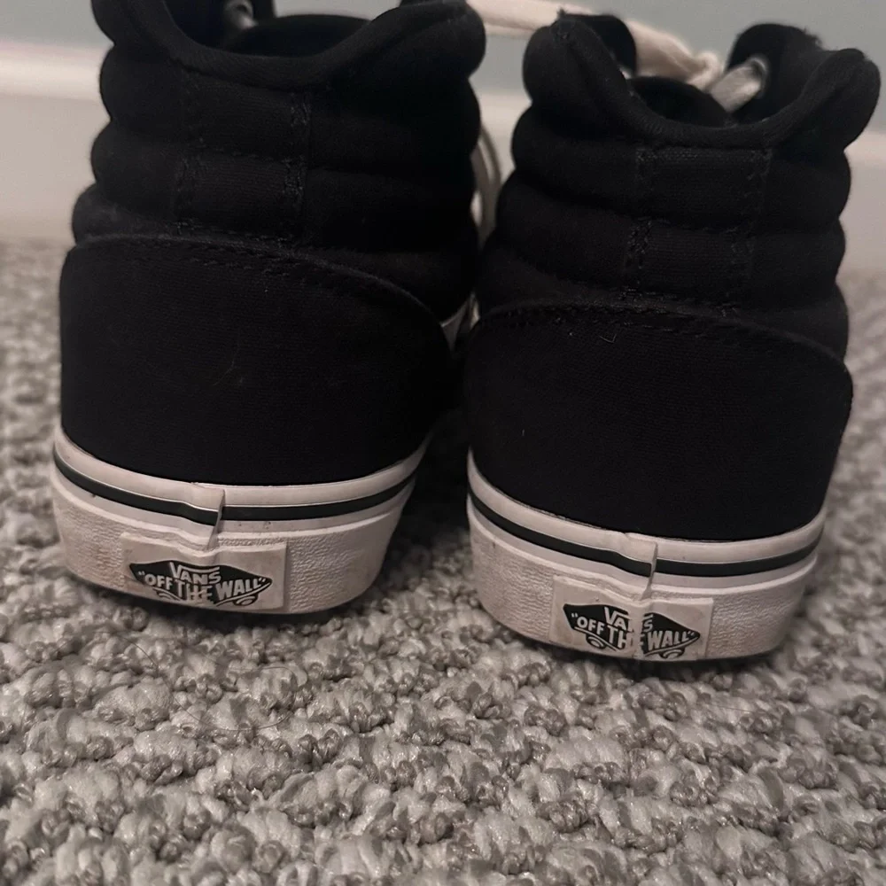 Vans Black and White High-Top Sneakers - Picture 4 of 5
